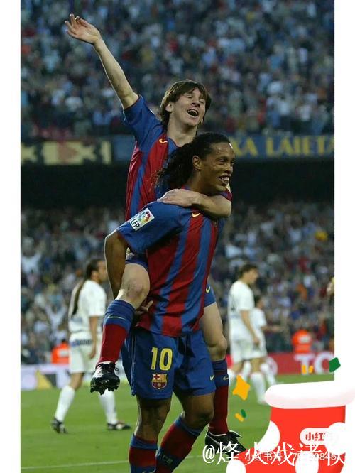 德保罗挺身而出,阻止男子推开孩子与梅西合影 德保罗挺身而出,阻止男子推开孩子与梅西合影